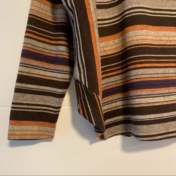 Lava | Striped Oversized Light Sweater - Picture 10 of 13